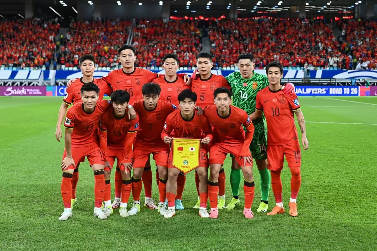 皇冠即时比分-国内足球豪强击败对手，取得连胜